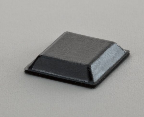 BS-32 BLACK Square Bumpers